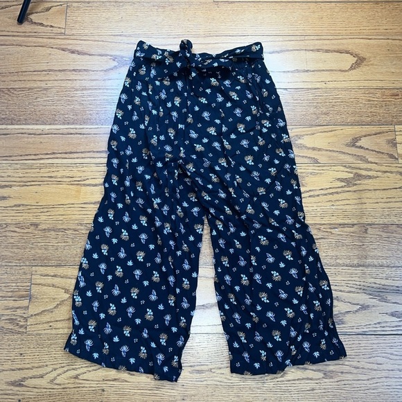 Wilfred Navy Blue Boho Flower High Rise Coastal Cropped Flare Pants QQQ - Picture 3 of 3